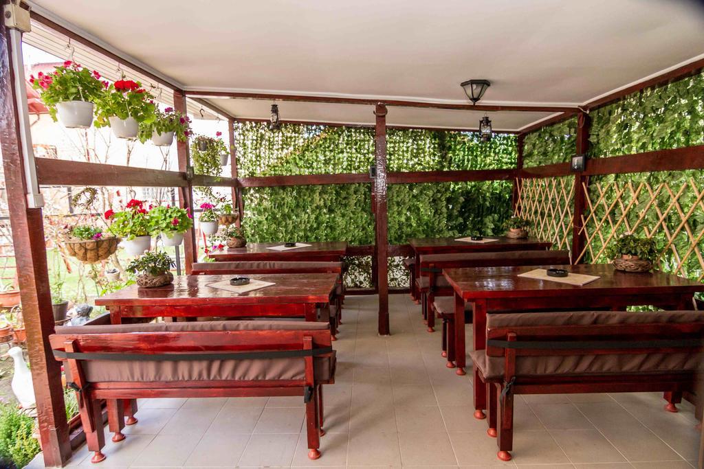 Hotel Floare De Iris à Vama Veche Extérieur photo