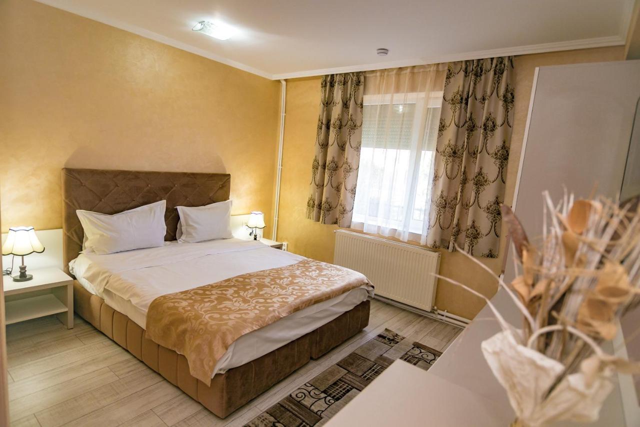 Hotel Floare De Iris à Vama Veche Extérieur photo