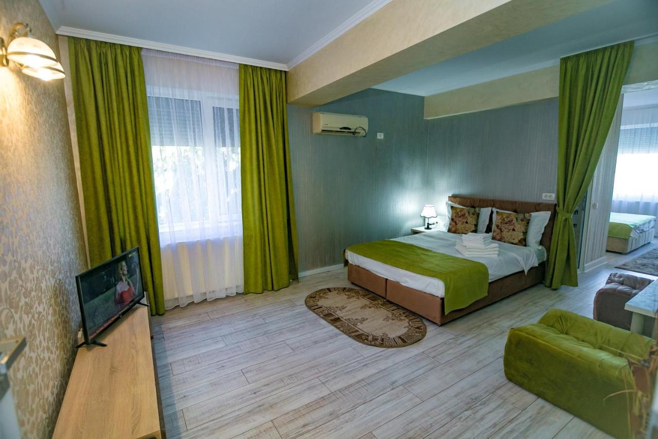 Hotel Floare De Iris à Vama Veche Extérieur photo